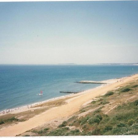 Pine Lodge Barton on Sea Buitenkant foto