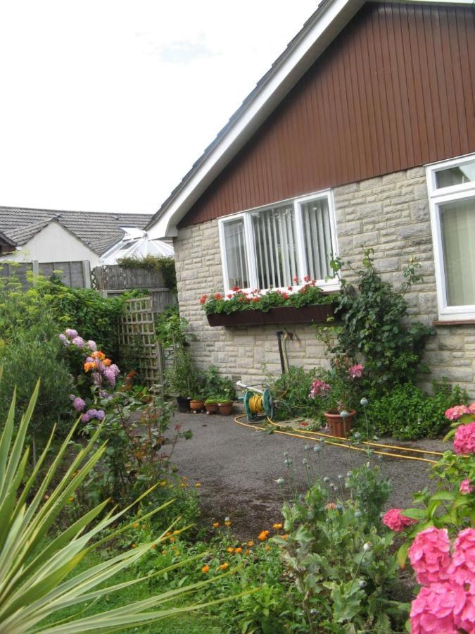 Pine Lodge Barton on Sea Buitenkant foto